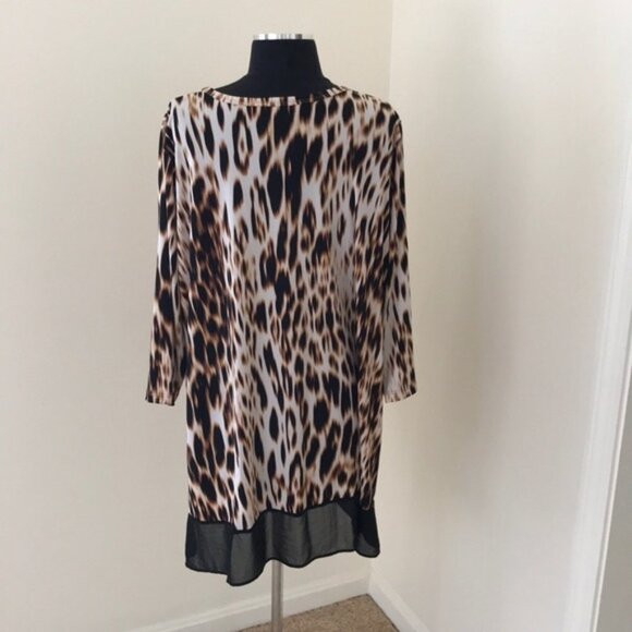 KAREN KANE size 2X Printed Asymmetrical Top - Picture 4 of 5